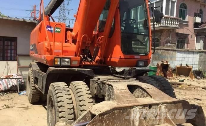 Doosan DH210W-7 Escavatori gommati