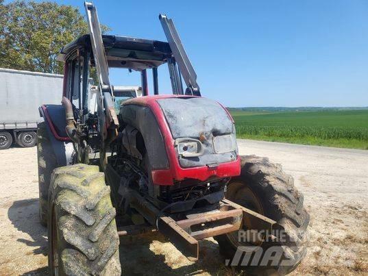 Valtra N91    hook Cabine e interni