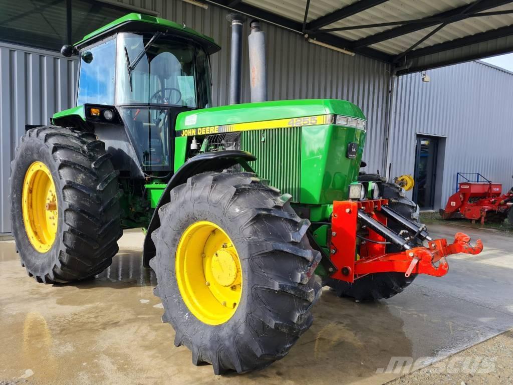 John Deere 4255 Trattori