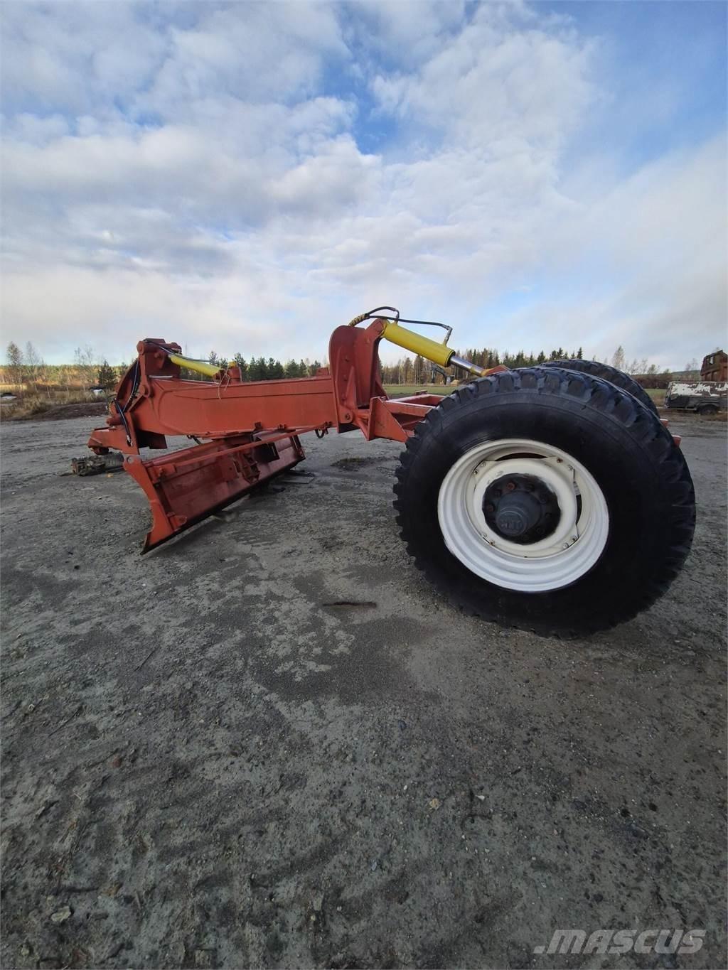  Peltolana omateko Grader