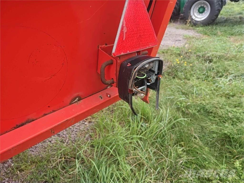 Deutz-Fahr E390 Rimorchi autocaricanti