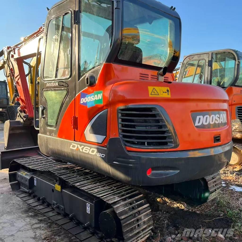Doosan DX 60 Miniescavatori
