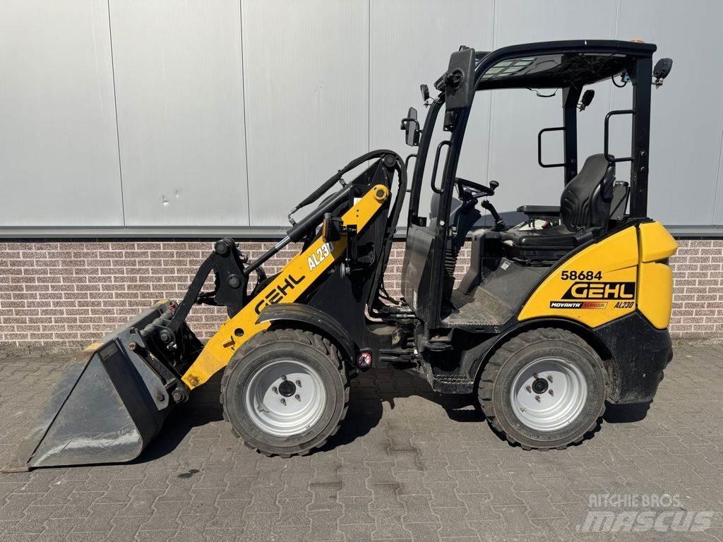 Gehl AL230 Pale gommate