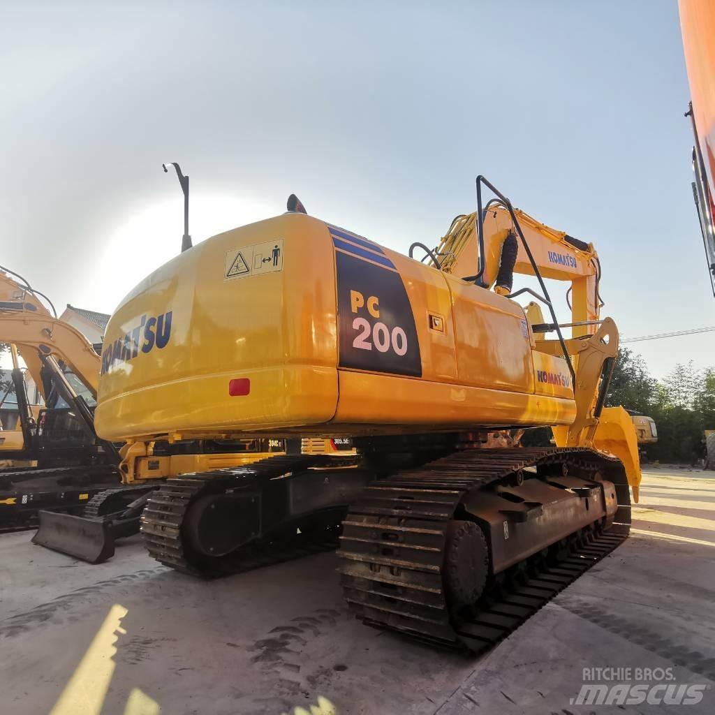 Komatsu PC 200-8 Escavatori cingolati