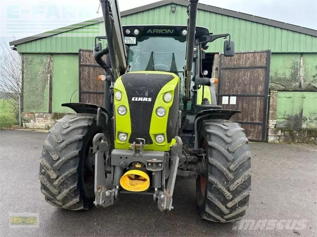 CLAAS arion 620 Trattori