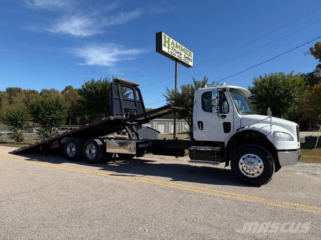 Freightliner M2 Carroattrezzi