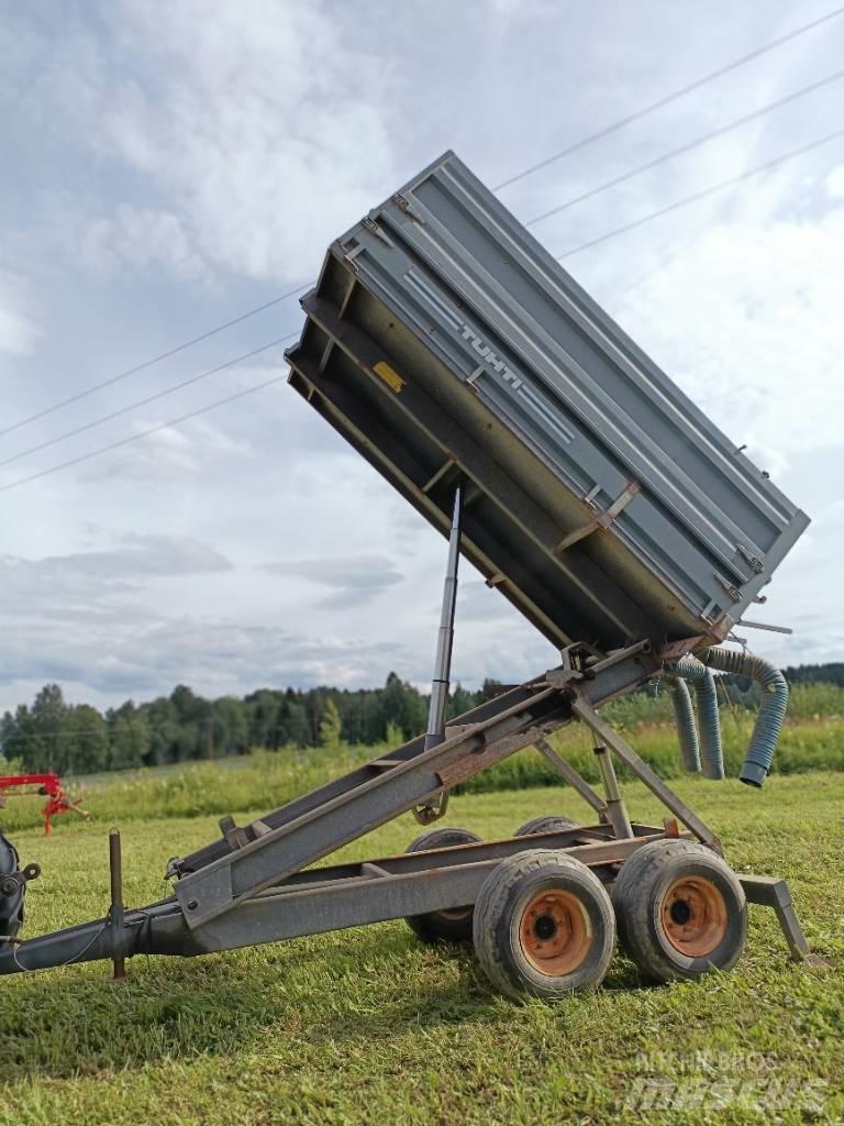 Tuhti Täyttövaunu Altri rimorchi