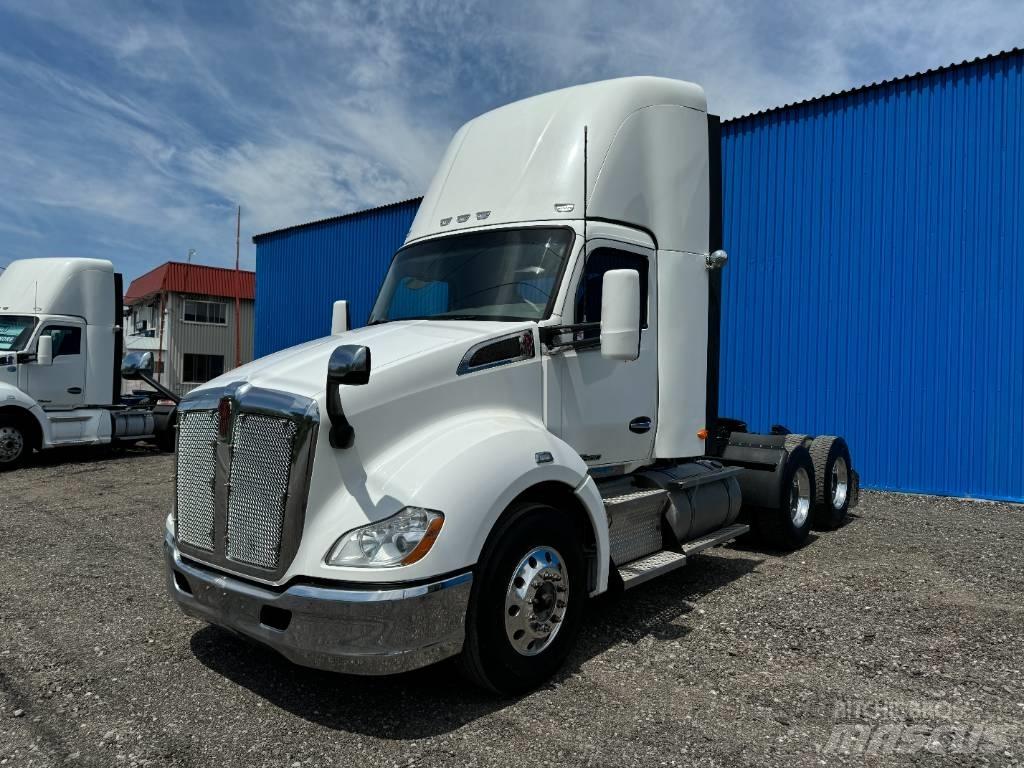 Kenworth T 680 Motrici e Trattori Stradali