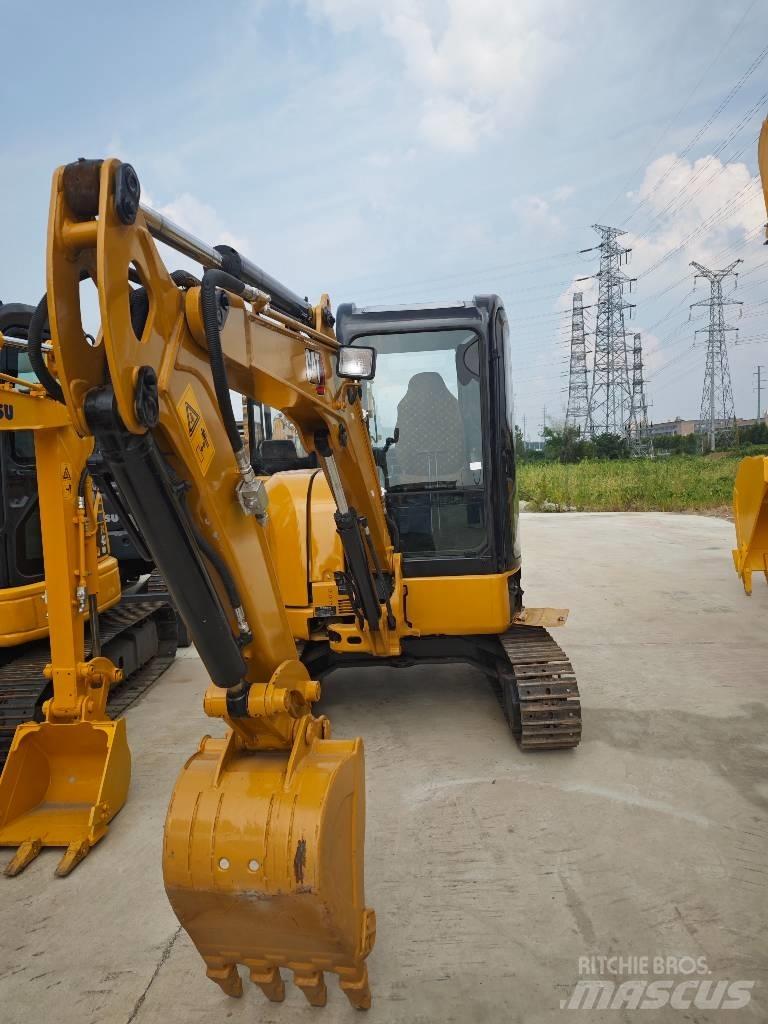 CAT 303.5 E CR Miniescavatori