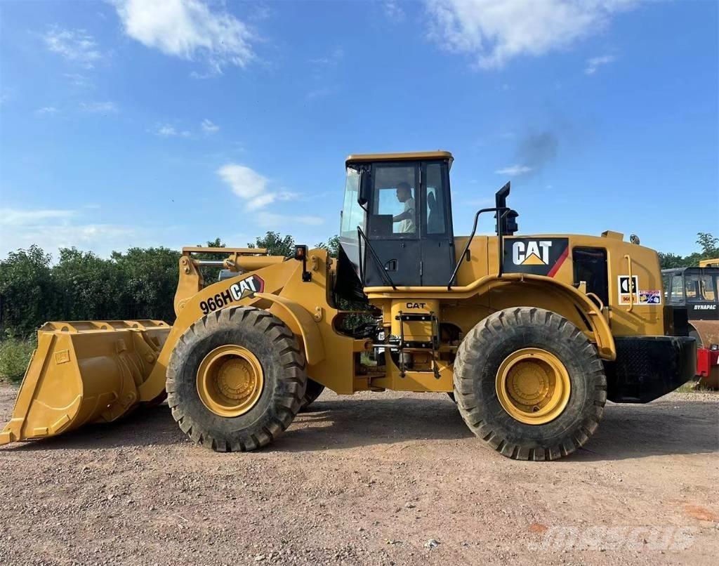 CAT 966H Pale gommate