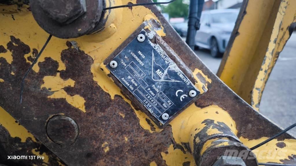 CAT M 313 D Escavatori gommati
