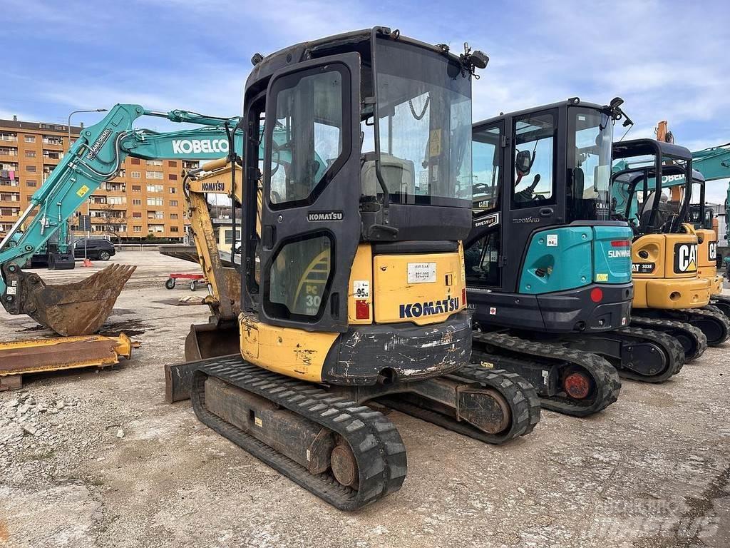 Komatsu PC30 Miniescavatori