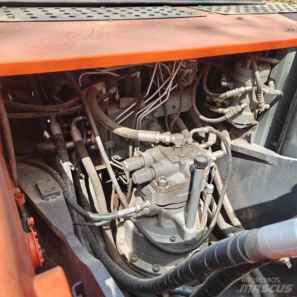 Hitachi ZX200 Escavatori cingolati
