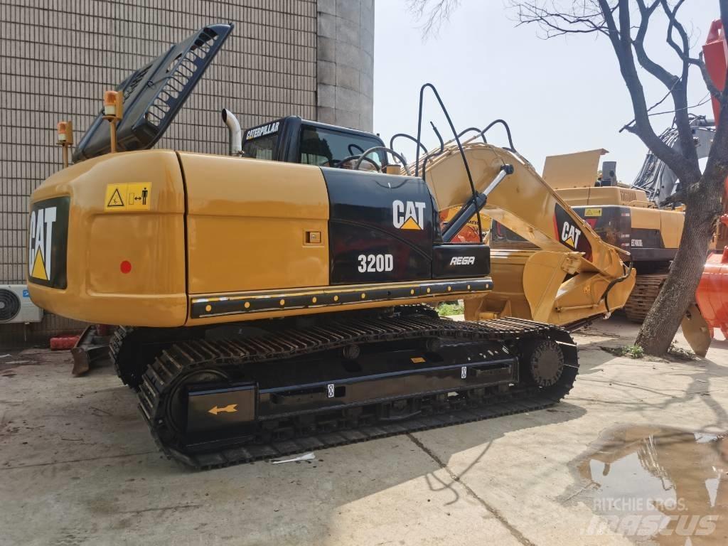 CAT 320 D Escavatori cingolati