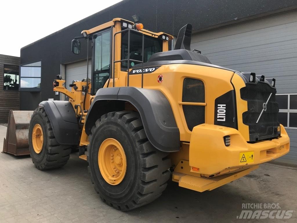 Volvo L110H Pale gommate