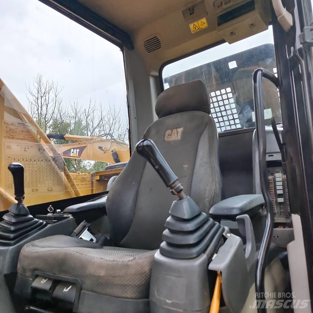 CAT 320 D Escavatori cingolati