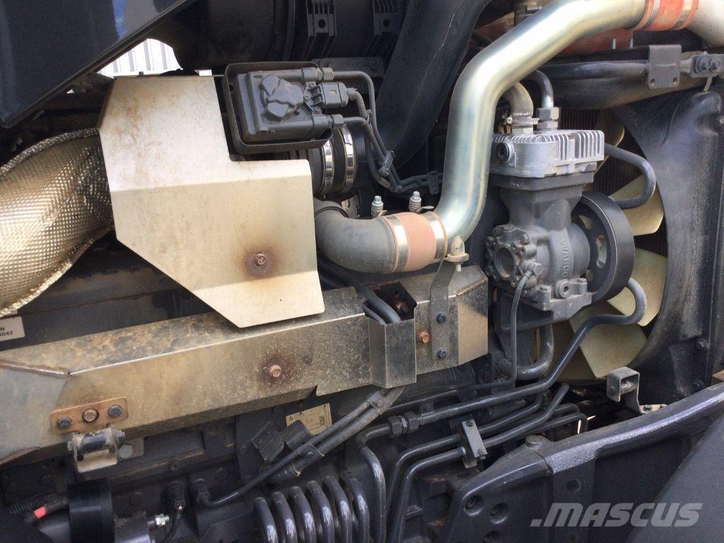 Valtra Q265 Trattori