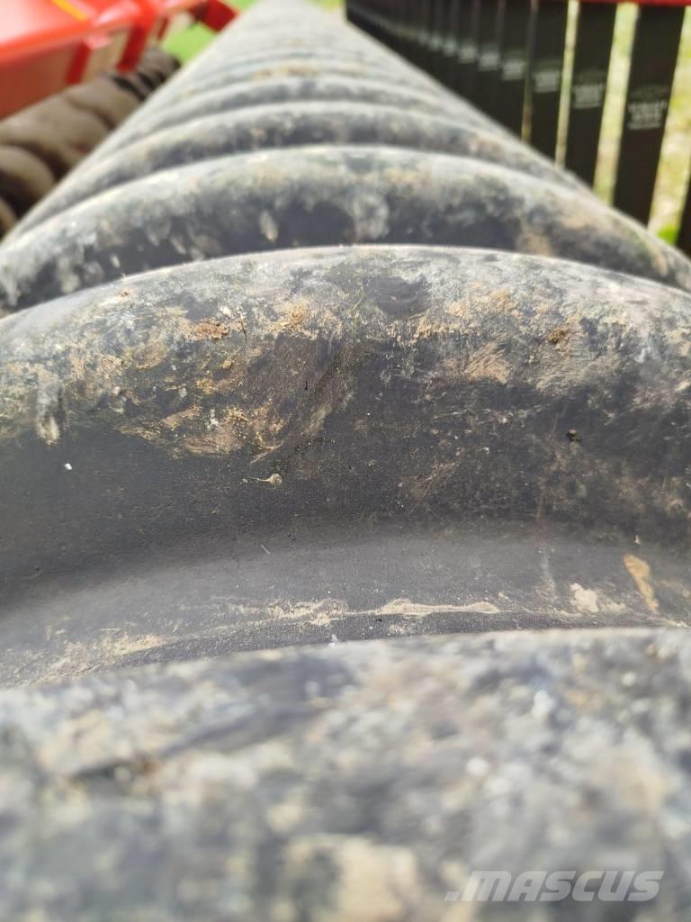 Väderstad Carrier400 Erpici a dischi