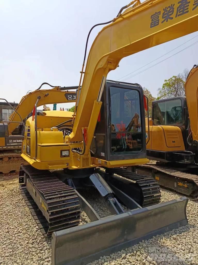 Komatsu PC 70 Escavatori medi 7t - 12t