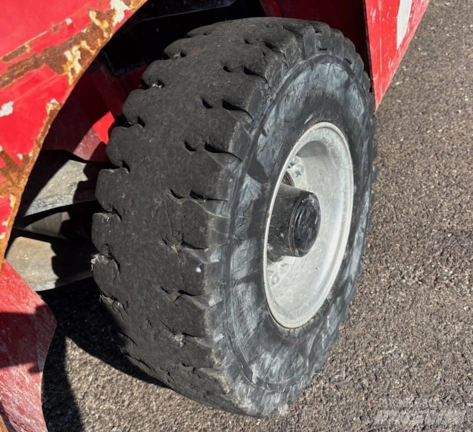 Manitou MI 35 D Carrelli elevatori diesel