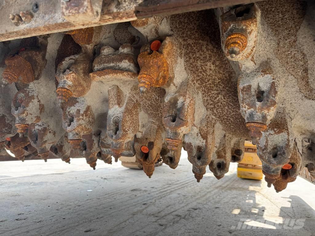 Wirtgen W 150 CFI Fresa a freddo per asfalto