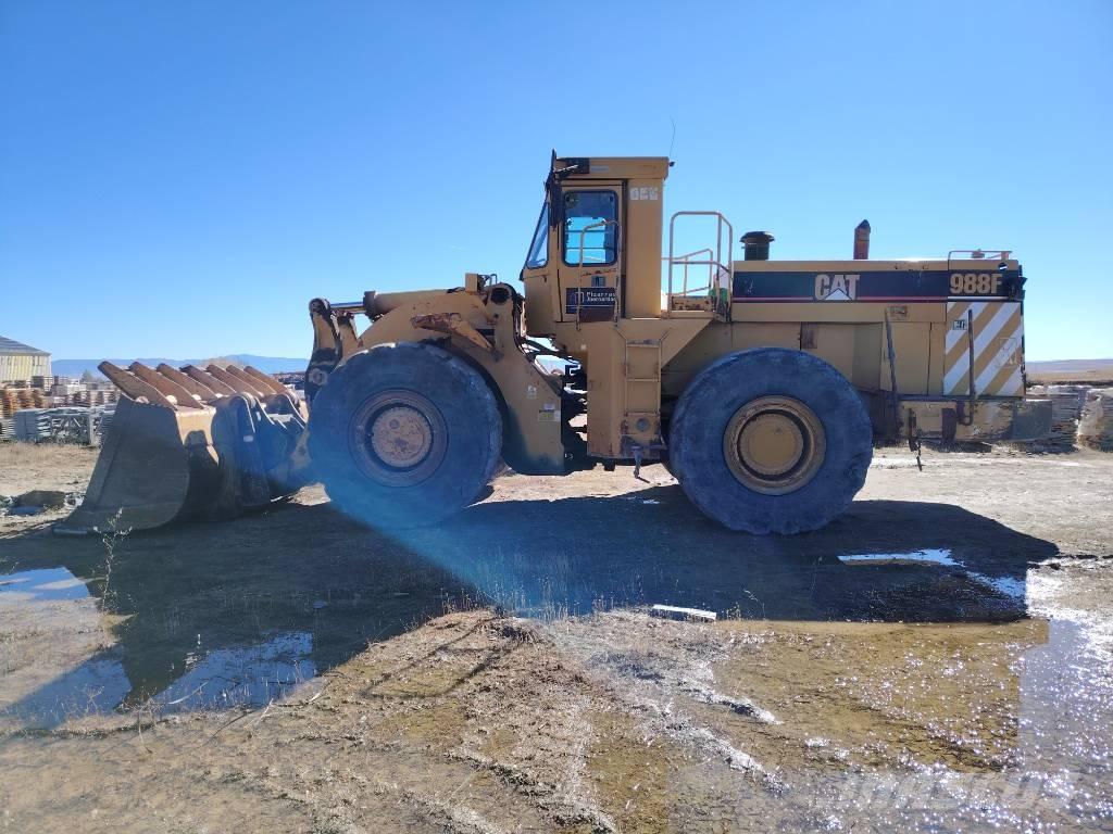 CAT 988 F Pale gommate