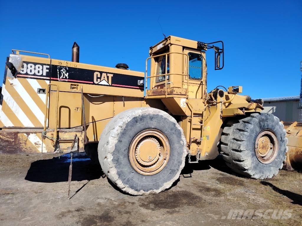 CAT 988 F Pale gommate