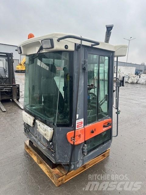 Atlas L 260 USED CAB Pale gommate
