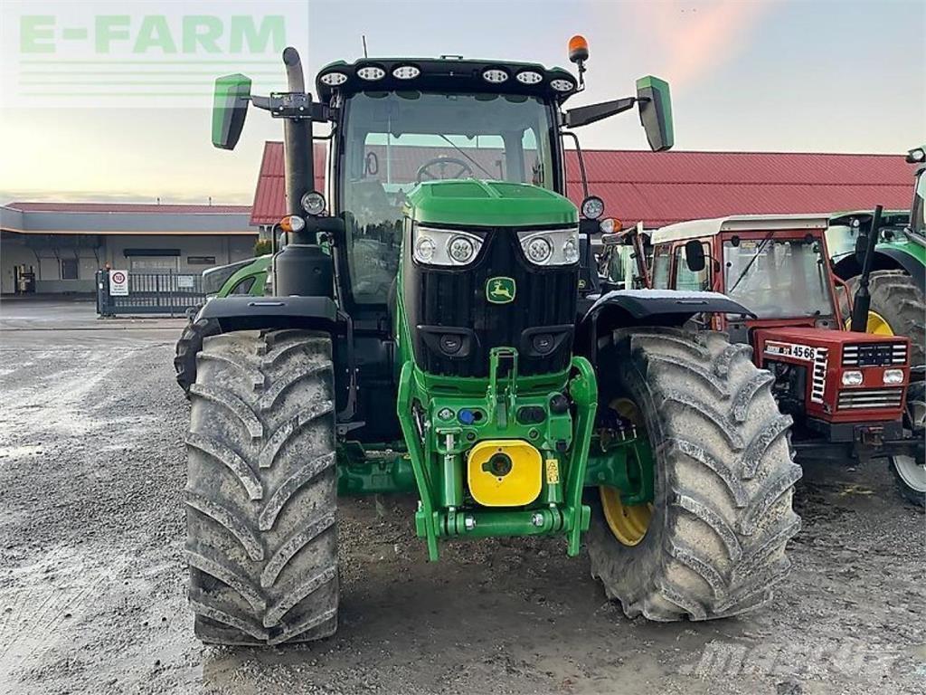 John Deere 6r 215 Trattori