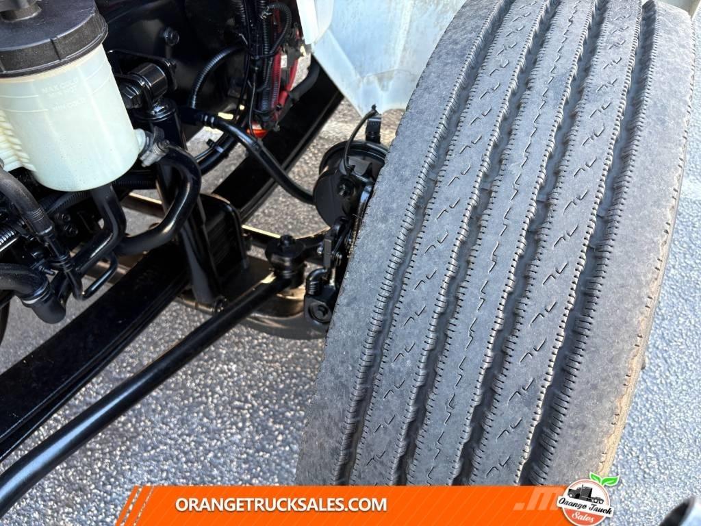 International MV607 Camion cassonati