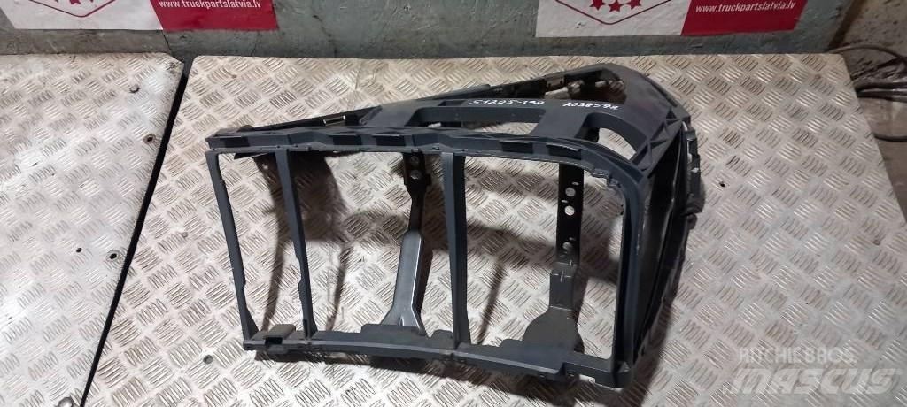 Scania R 440.    2038598 Cabine e interni