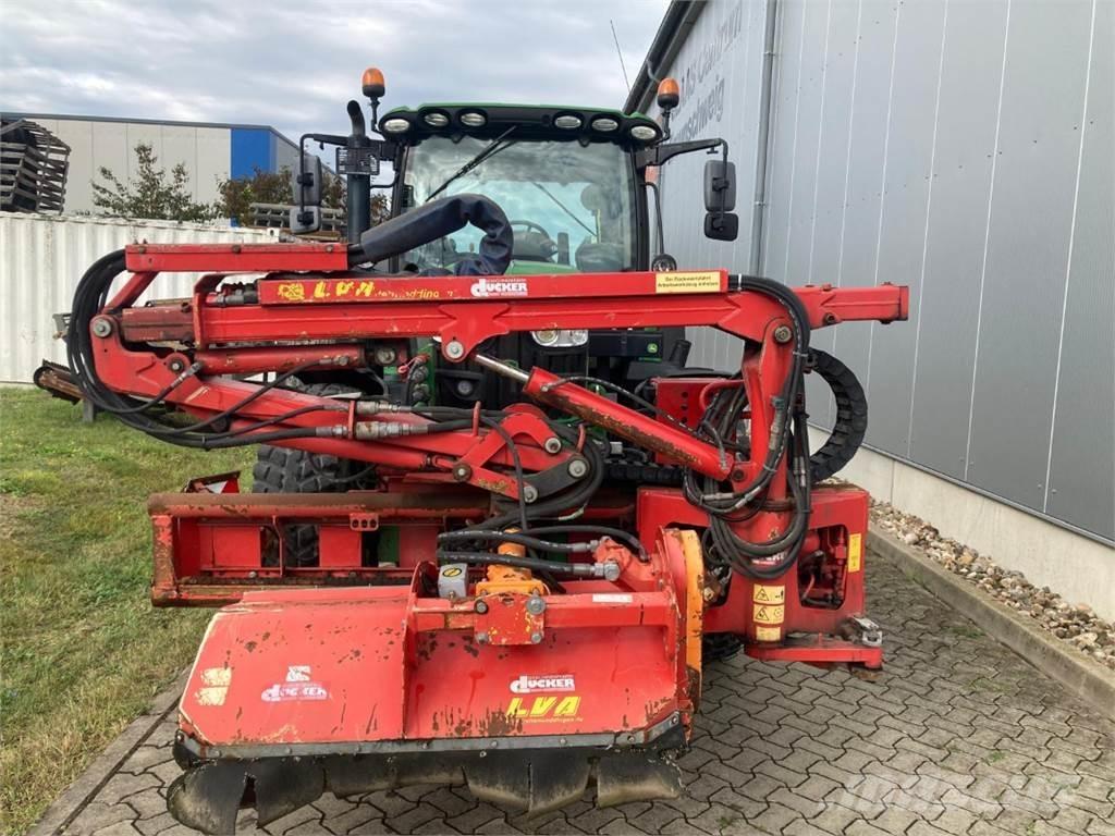 John Deere 6110R Trattori