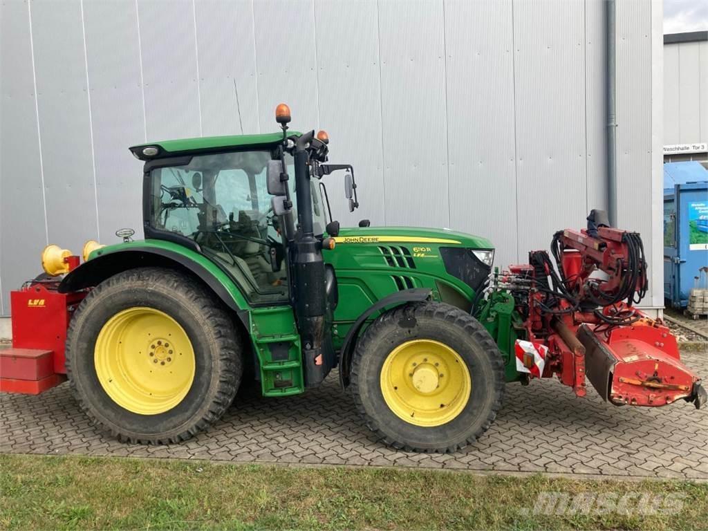 John Deere 6110R Trattori