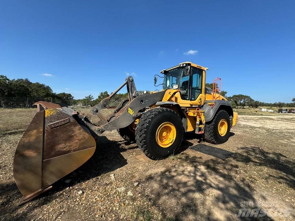 Volvo L120H Pale gommate