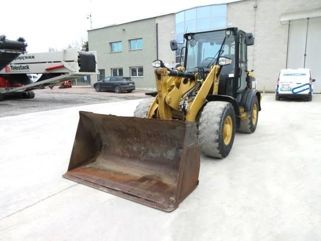 CAT 906 H Pale gommate