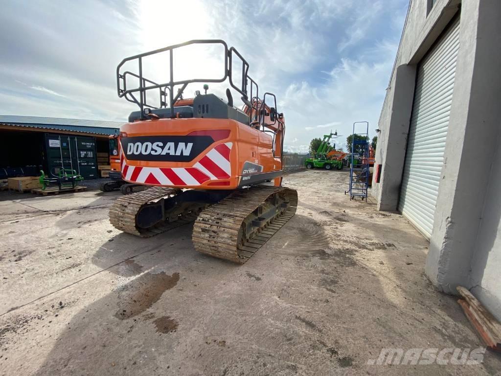Doosan DX 160 LC Escavatori cingolati