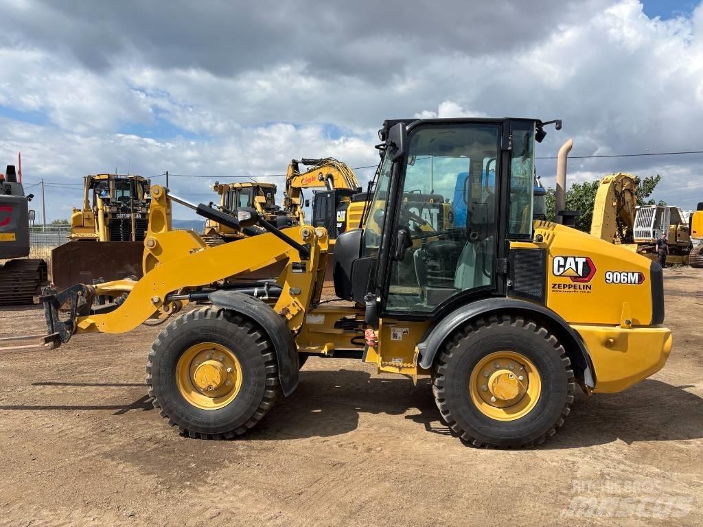 CAT 906 M Pale gommate