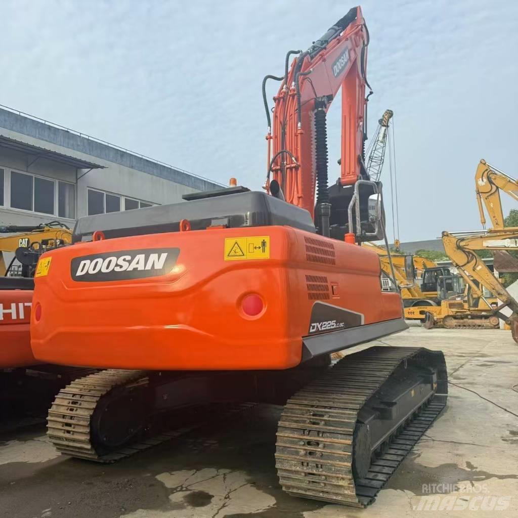 Doosan DX225LC-9C Escavatori medi 7t - 12t