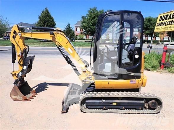CAT 302.7D CR Miniescavatori