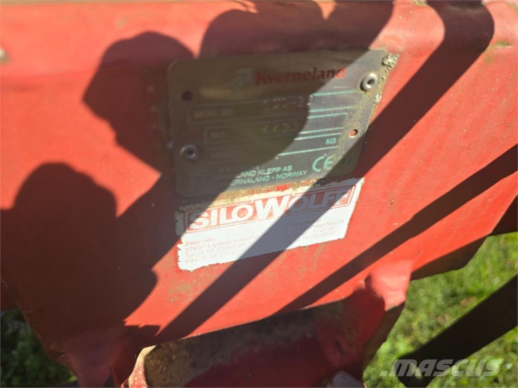 Kverneland BB 100 Aratri