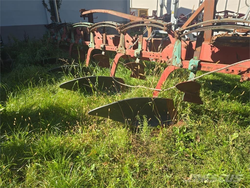 Kverneland BB 100 Aratri