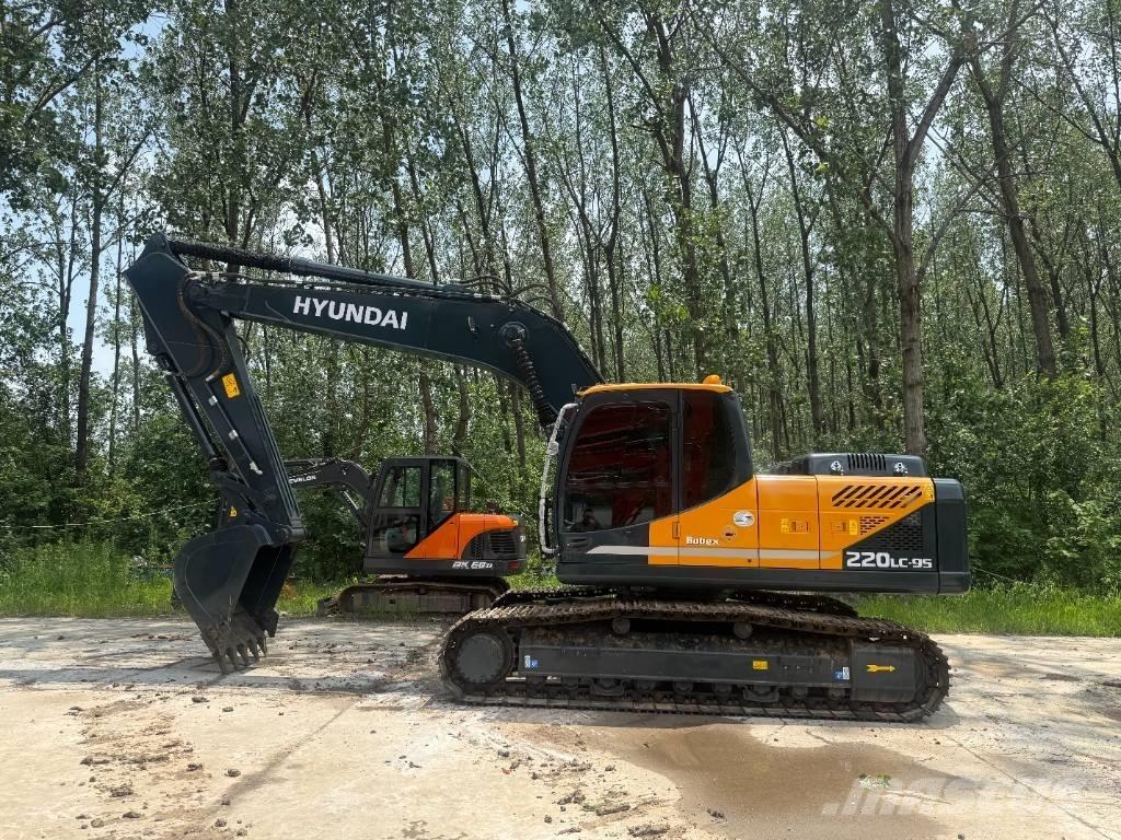 Hyundai R220LC-9S Escavatori cingolati