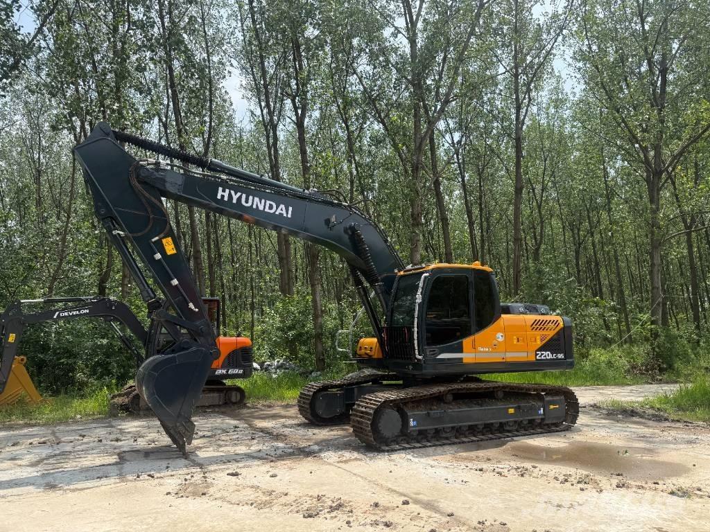 Hyundai R220LC-9S Escavatori cingolati