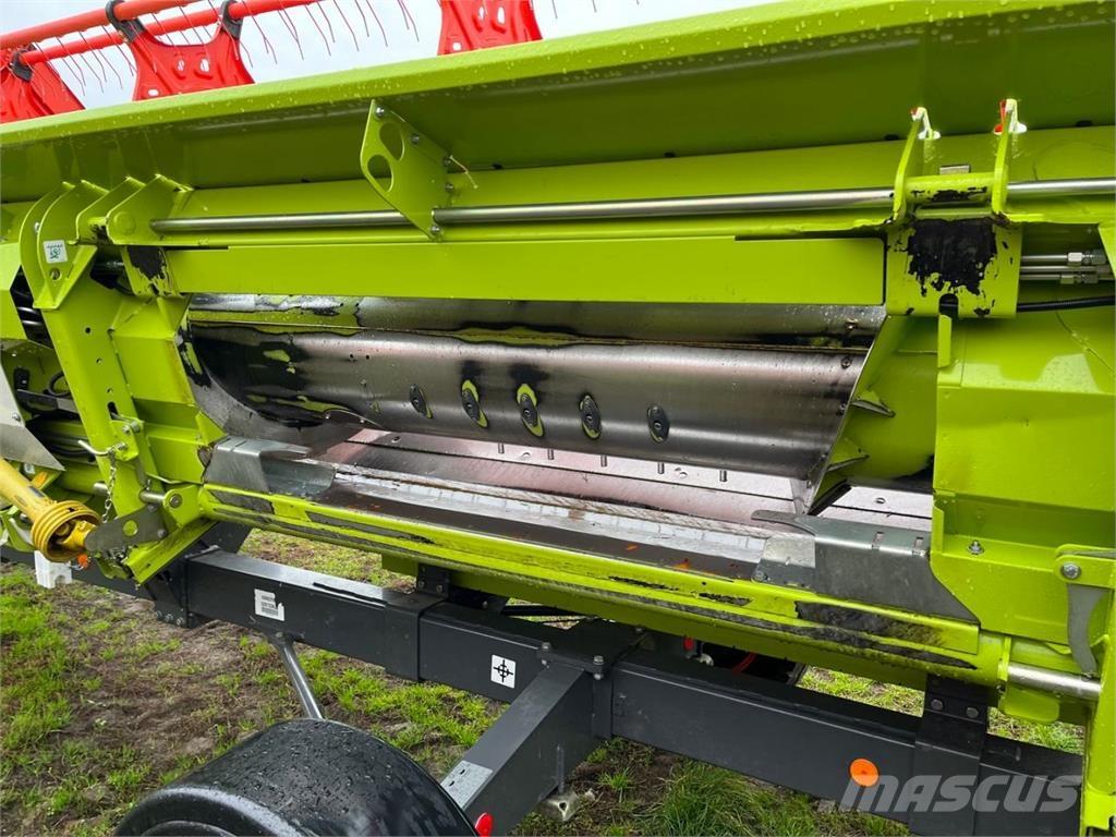 CLAAS Lexion 5300 Mietitrebbiatrici