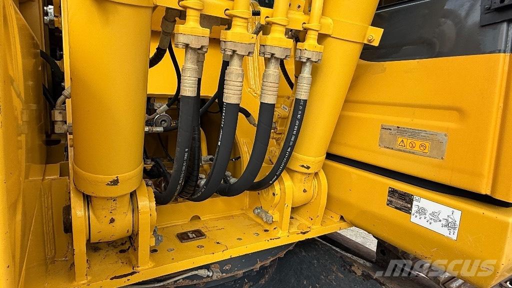 Komatsu PC 210 LC-11 Escavatori cingolati