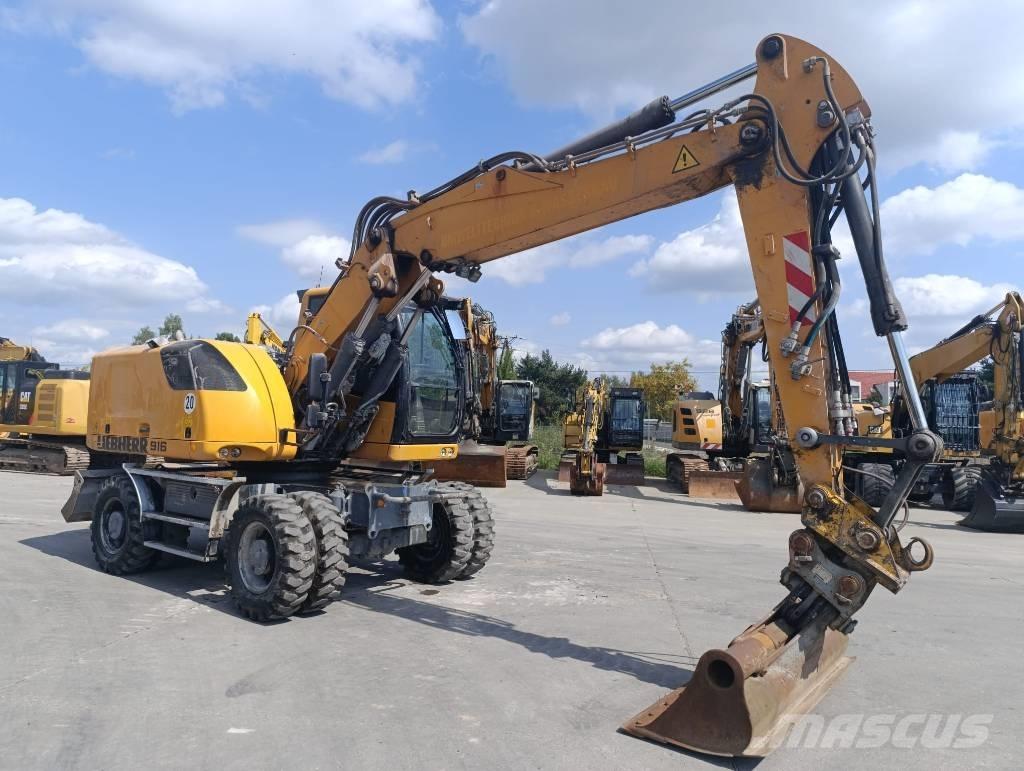 Liebherr A 916 Escavatori gommati