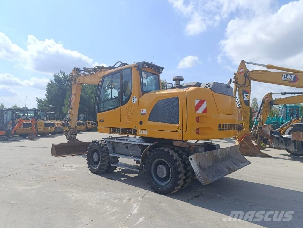 Liebherr A 916 Escavatori gommati