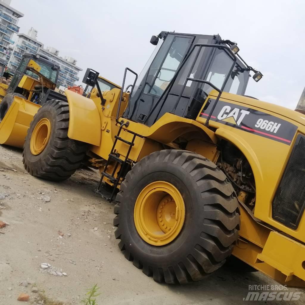 CAT 966 H Pale gommate