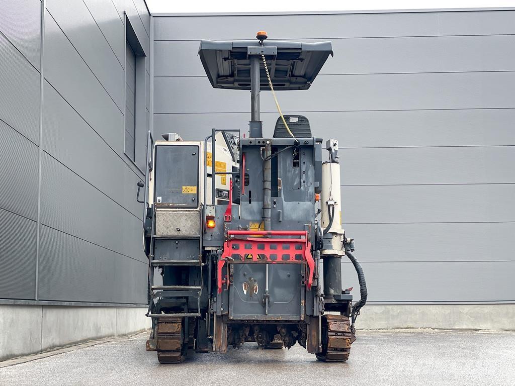 Wirtgen W 100 F Fresa a freddo per asfalto