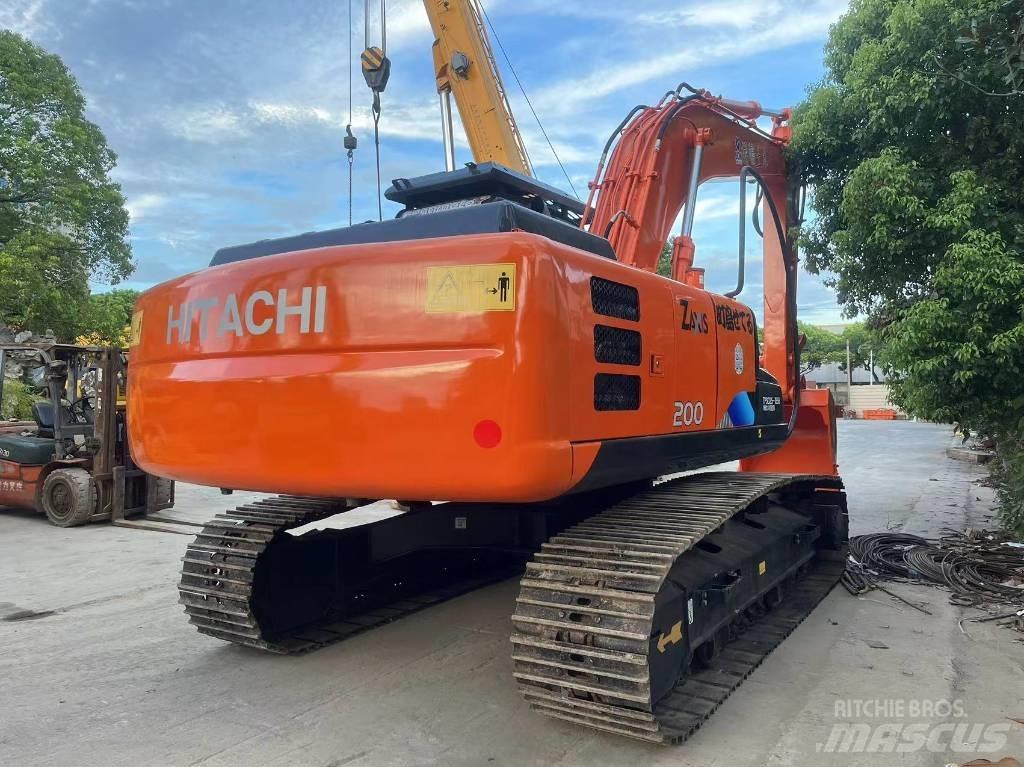 Hitachi ZX 200 Escavatori cingolati